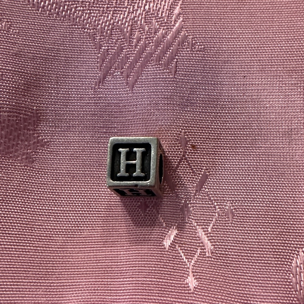 Vintage DCC 95 Sterling Silver Alphabet Cube Charm - Letter H